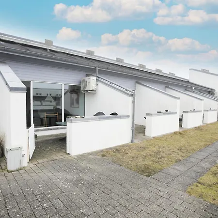 Unique, Newly Renovated On Strandvejen Close To The Sea * Brovst